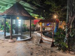 -泉城欧乐堡戏水湾艺术养生温泉