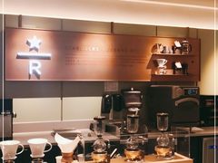 -星巴克臻选(上海中环广场2F店)