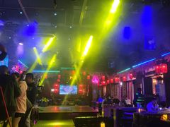 -喜鹊音乐酒馆(西街店)