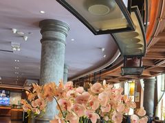 -八府香鸭·啫啫煲(华山路店)