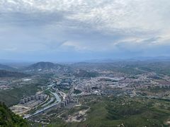 -辛安庄鸡鸣山景区