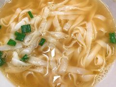 -高温街芽菜鸡沙河粉