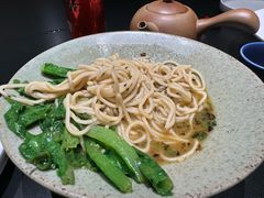 -LuOne凯德晶萃广场(徐家汇路店)