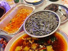 -海盗船. 龙虾烧烤. 酒馆