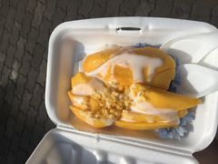 -芒果糯米饭摊子