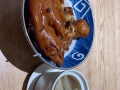 -红猪卤肉饭(大西洋美食城店)