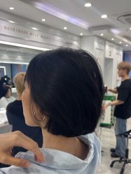 -镁连社·美联社
