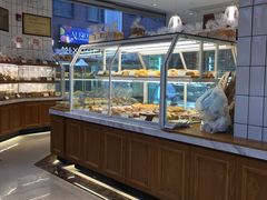面包甜点陈列柜-老大昌(淮海中路店)