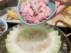 -得意咚瓜·顺德鱼生·冬瓜火锅(深圳首店)