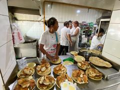 -丁红照水煎包胡辣汤