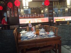 -川流不息·地道川菜·小龙虾(新松江路店)