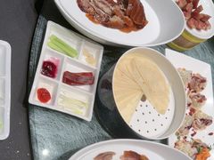 -凤凰园烤鸭店·唐山菜·传承花椒肉(老唐丰路店)