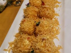 荔枝芝士大虾球-观宴中餐厅