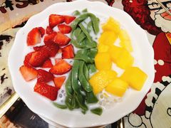 士多啤梨芒果绿茶拉面-甜心妈妈·榴莲星级糖水(北京路总店)