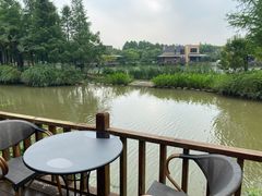 -上海怡沁园度假酒店
