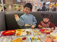 -菲滋意式餐厅(富阳东方茂店)