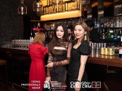 -富力丽思卡尔顿酒店·FLAIR餐厅酒吧