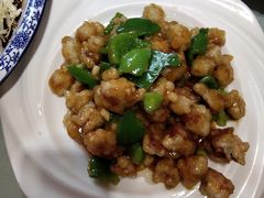 老式溜肉段-老六杀猪菜(进乡街店)