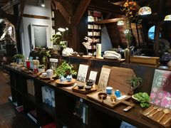 -良友书坊(安徽路店)