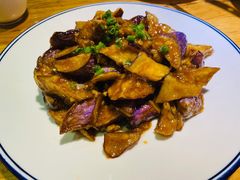 虾仁烧山茄-吕氏疙瘩汤·私家菜馆(慈云寺店)