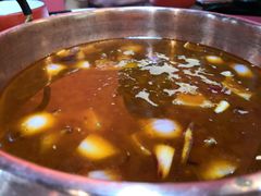 -虾弄弄海派小龙虾·牛羊蝎子火锅