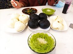 -李与白包子铺(桐梓林店)