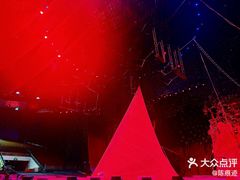 -灵玲国际马戏城