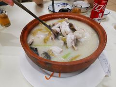 -品香菜馆(旗峰路中侨大厦店)