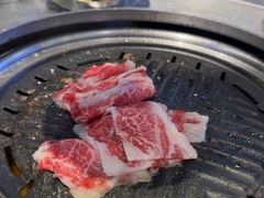 -哈哈碳都·牛肋条无限自助烤肉(台江万达店)