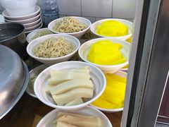 -洪记凉米线(新兴路店)