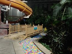 -中家鑫园温泉酒店鑫悦汤泉