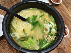 原味过桥米线-滇越乘象云南餐厅(次渠店)