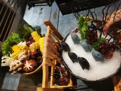 -湊湊火锅·茶憩(新中关购物中心店)