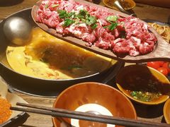 -贵厨酸汤牛肉(小十字店)