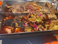 -鸣记脆皮烤鱼·海鲜烤鱼(马栏店)