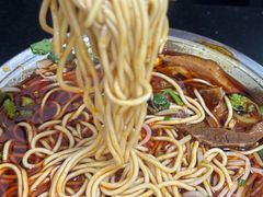 -薛记襄阳香辣牛肉面(平安路店)