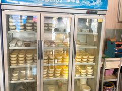 -雪露酸奶