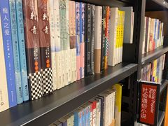 -SISYPHE BOOKS西西弗书店(龙湖滨江天街店)