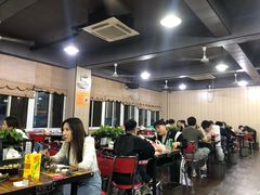 大堂-皖北巫氏三胖地锅鸡(长淮总店)