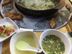 酸菜乌鱼片-重庆乌鱼庄·龙滋鲜(青羊大道店)