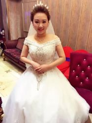 -禧嫁茗品设计师婚纱集成馆