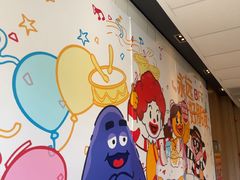 -麦当劳(杨林得来速店)