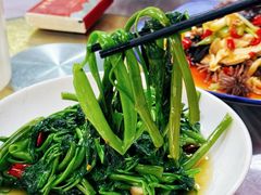 炝炒空心菜-洪霞餐馆