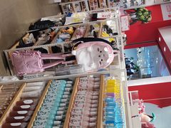 -名创优品(广东东莞东城万达2店)