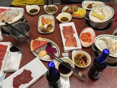 -四囍码头海鲜烧烤自助火锅(外滩南京东路悦荟广场店)