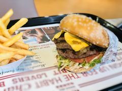 -The Habit Burger Grill 哈比特汉堡(复兴soho店)