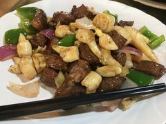 -品香菜馆(旗峰路中侨大厦店)