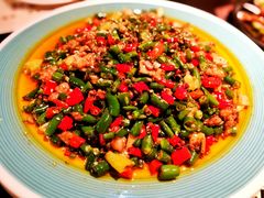 尖椒嫩白兔-舌尖上的食缘花园主题餐厅