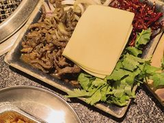 -红泥小火炉·东北泥炉烤肉(天一旗舰店)