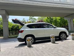-侯志伟纯手工酸辣粉(荣民时代广场店)